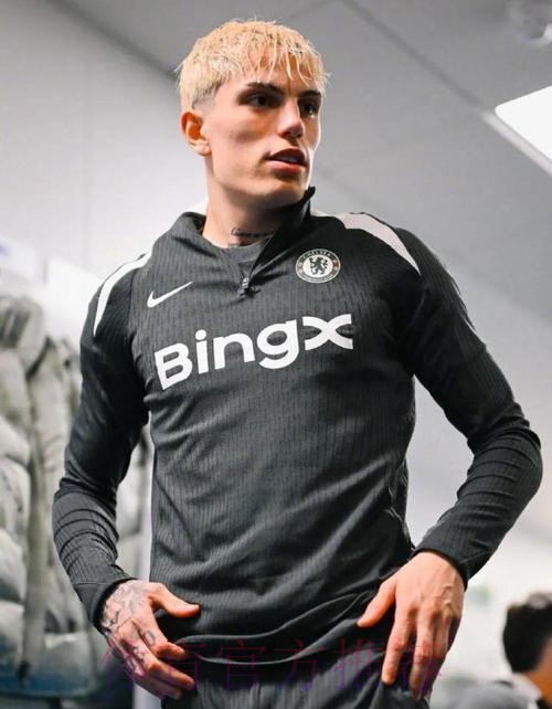 西媒:皇马有意亚历杭德罗-加纳乔 还没正式报价 西媒:皇马有意亚历杭德罗-加纳乔 还没正式报价